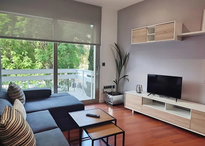 Victoria Center Apartment